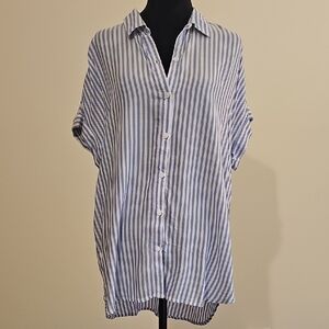 beachlunchlounge Blue and White Striped Shirt Size M